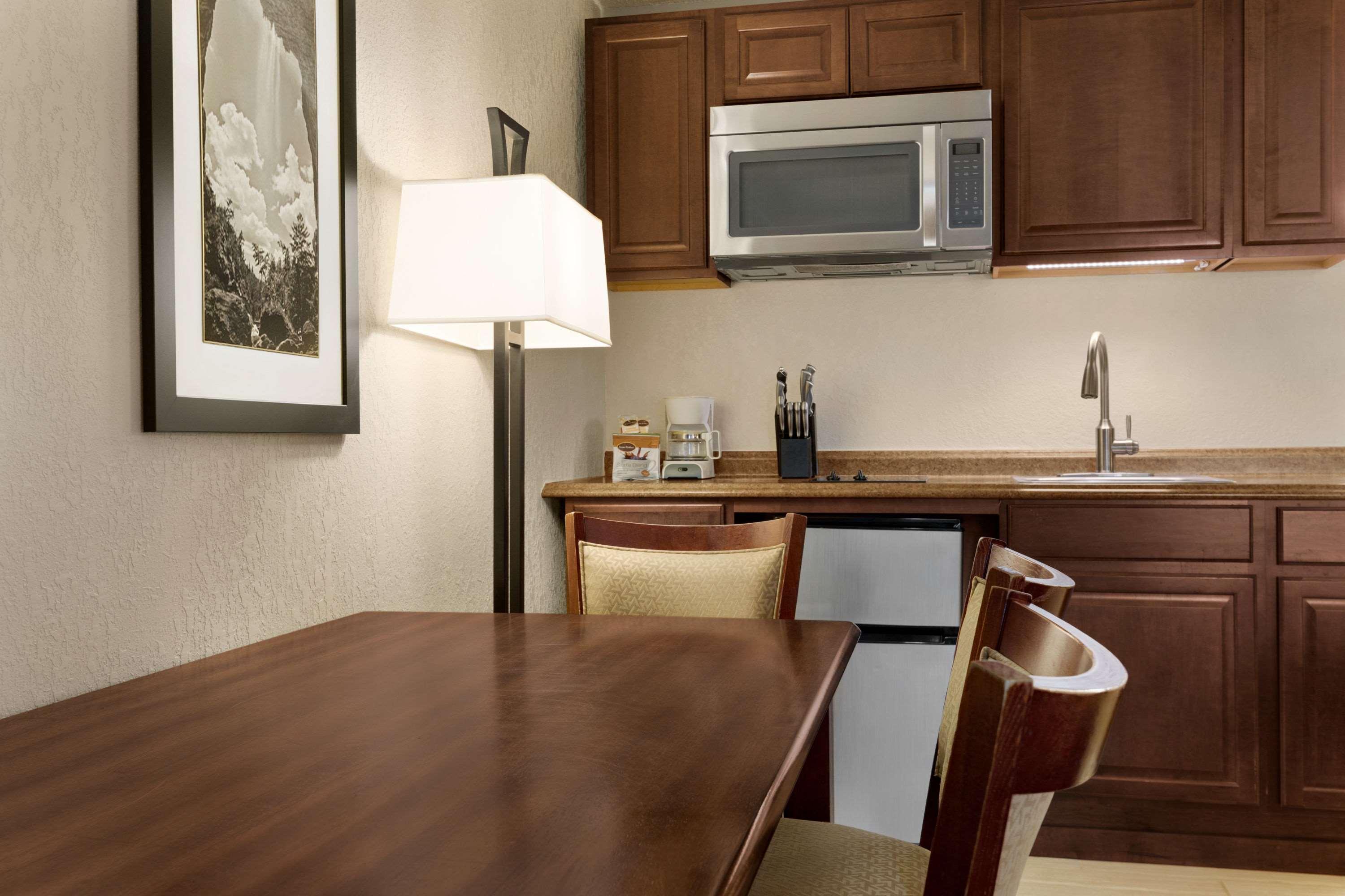Baymont By Wyndham Cortez Bagian luar foto