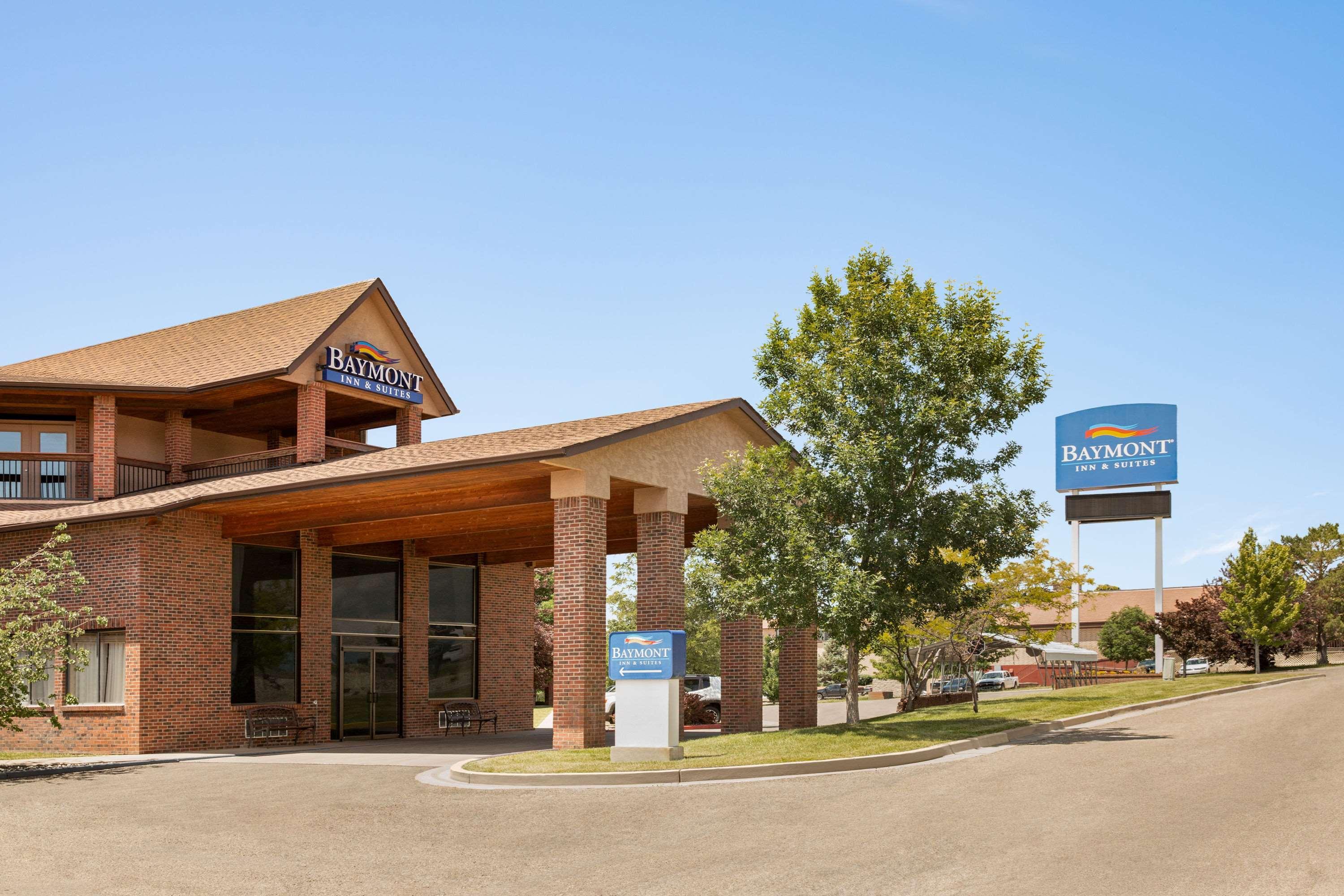 Baymont By Wyndham Cortez Bagian luar foto